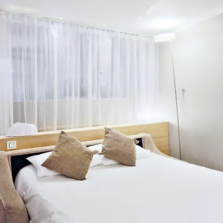 Mercure Vaugirard Porte De Versailles 4*