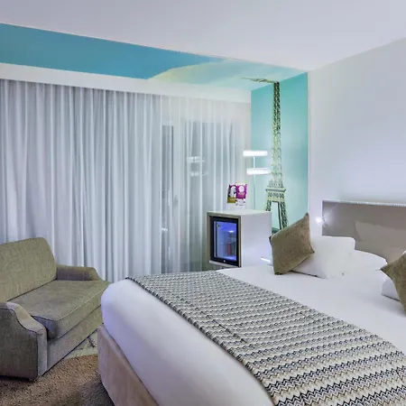 Mercure Vaugirard Porte De Versailles 4* Parigi