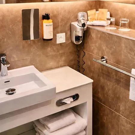 Hotel Mercure Vaugirard Porte De Versailles Parigi