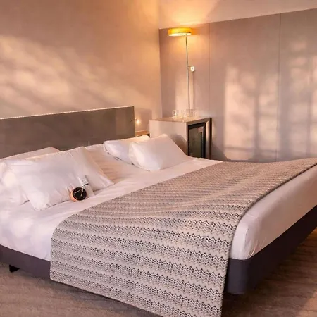 Mercure Vaugirard Porte De Versailles Hotel
