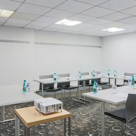Mercure Vaugirard Porte De Versailles Hotel 4*