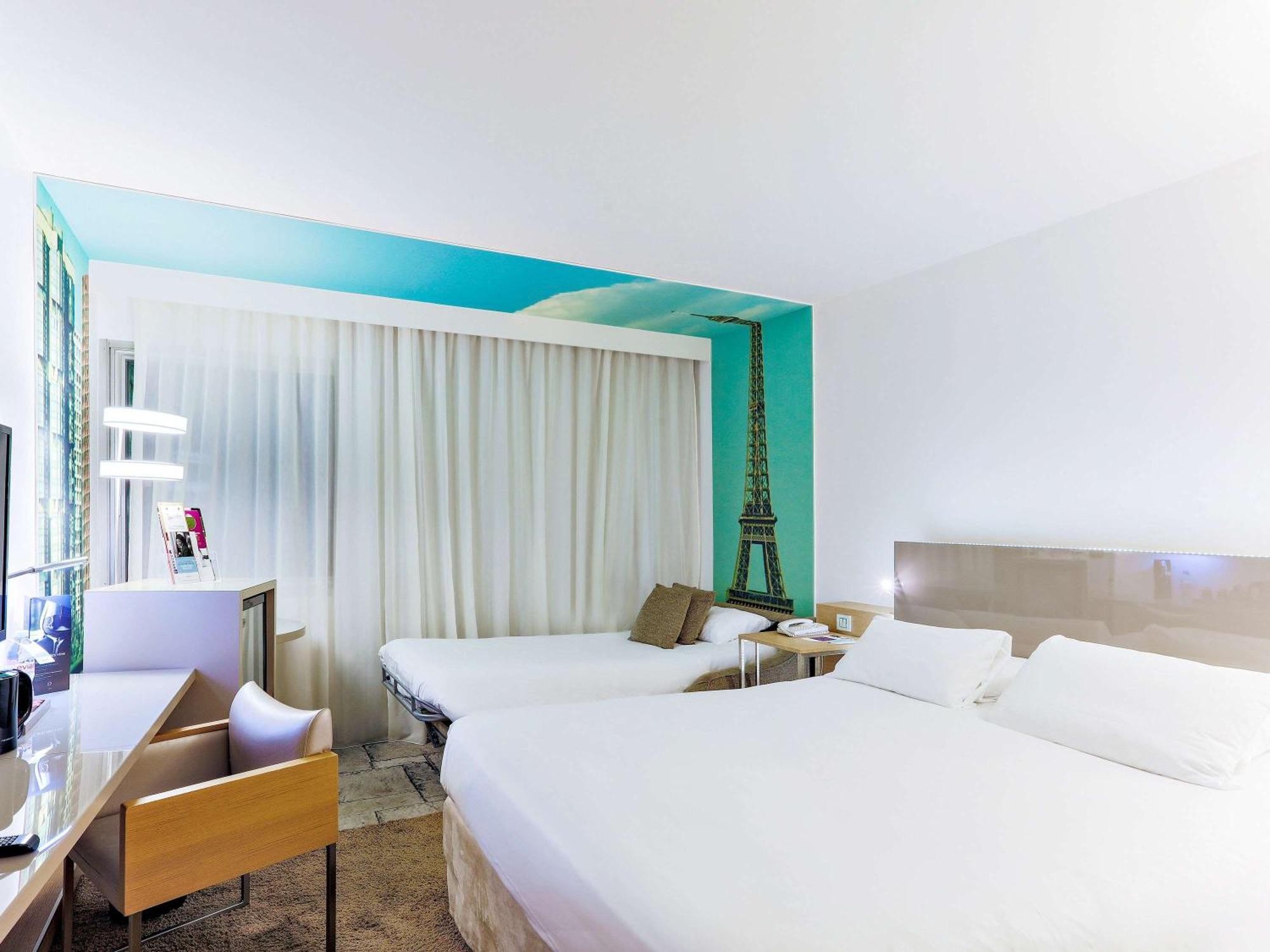 Mercure Vaugirard Porte De Versailles 4*