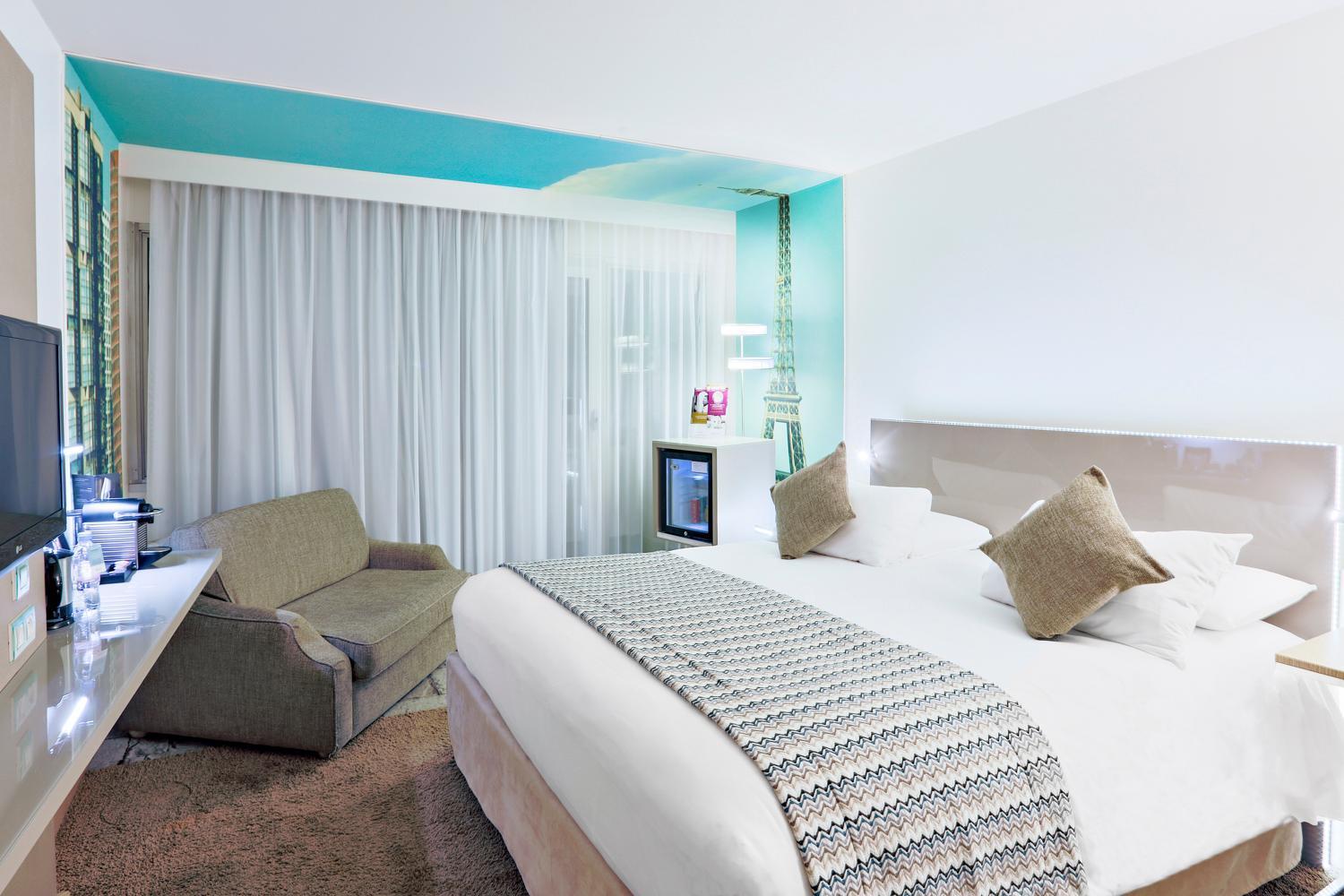 Mercure Vaugirard Porte De Versailles 4*