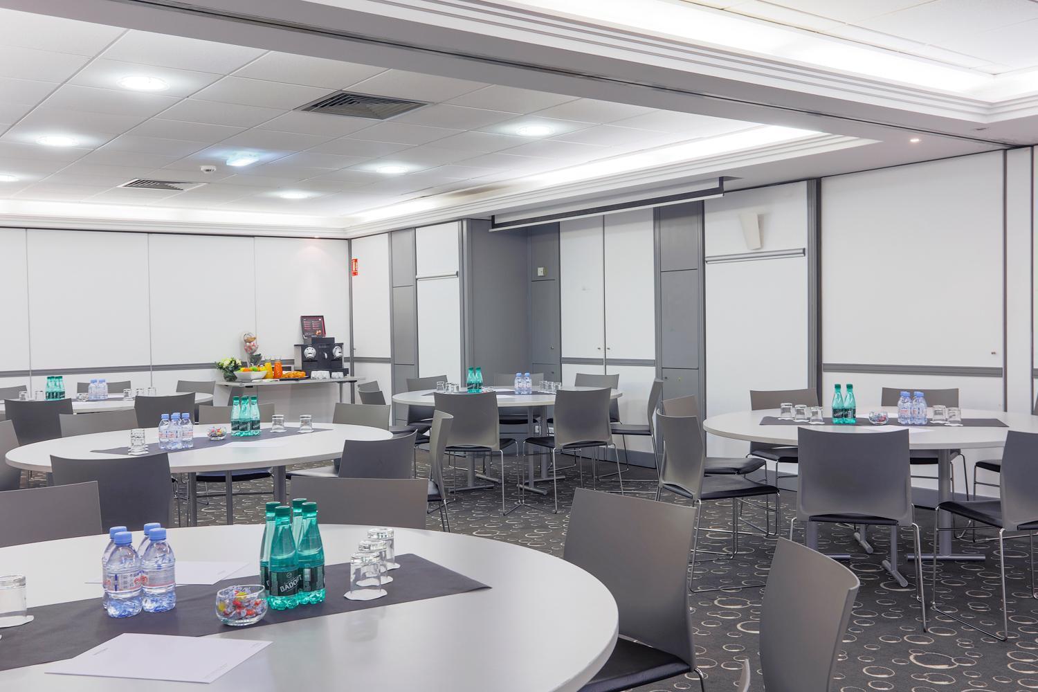 Mercure Vaugirard Porte De Versailles Paris