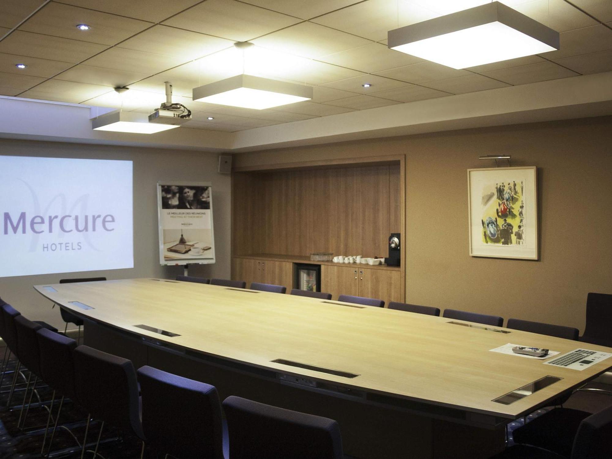 Mercure Vaugirard Porte De Versailles Hotel Paris