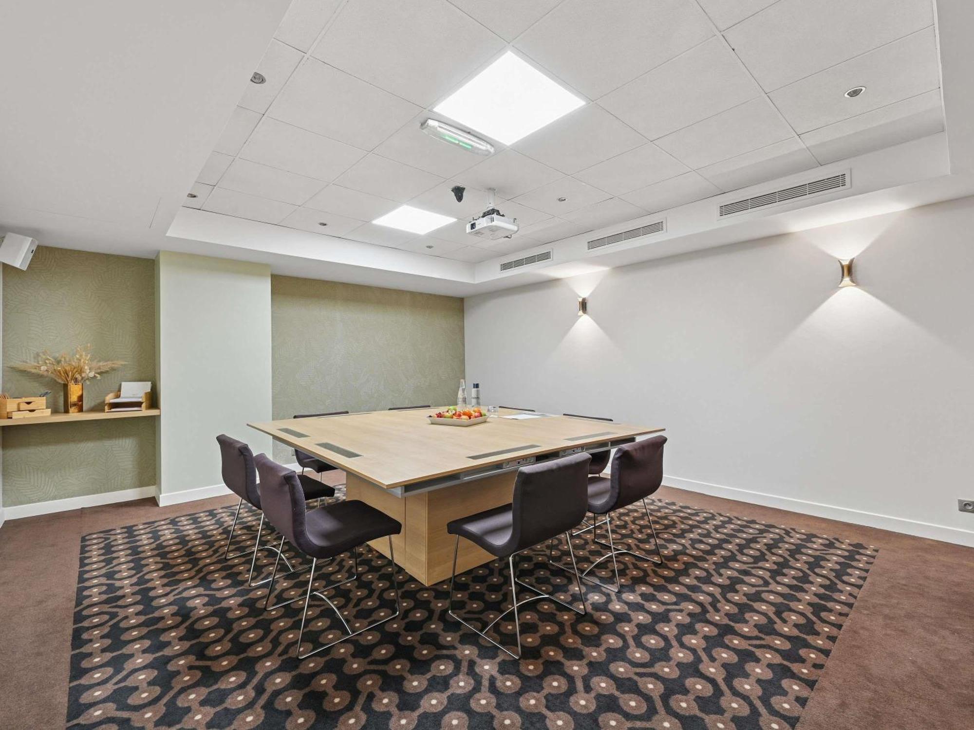 Mercure Vaugirard Porte De Versailles Hotel