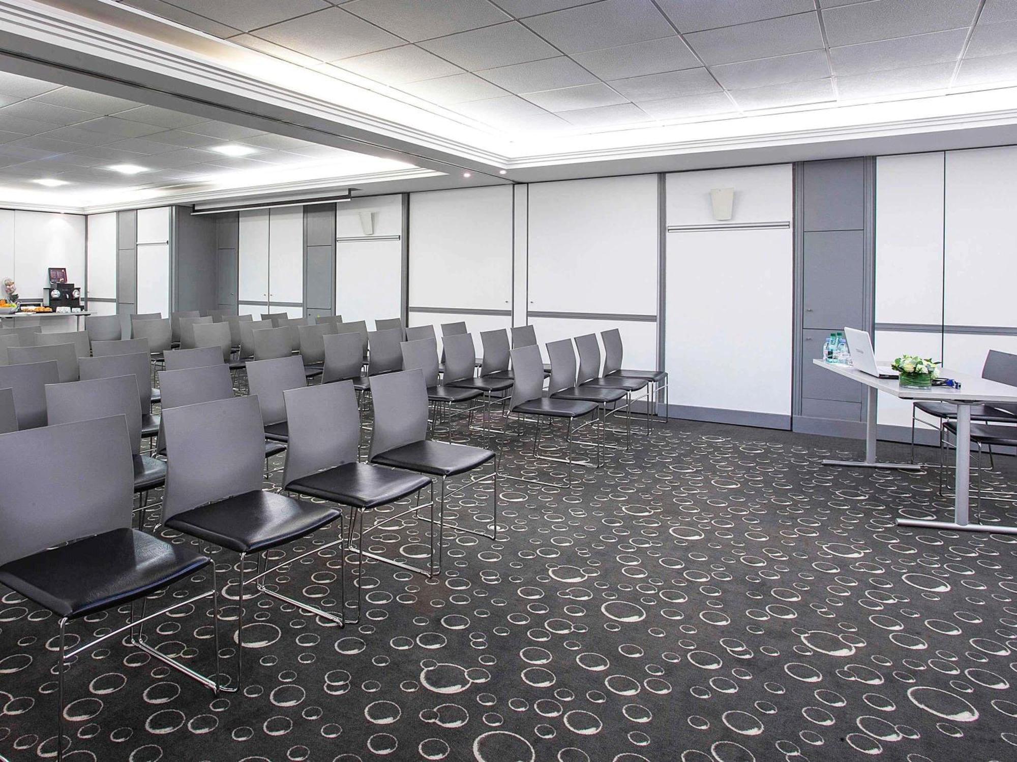 Mercure Vaugirard Porte De Versailles