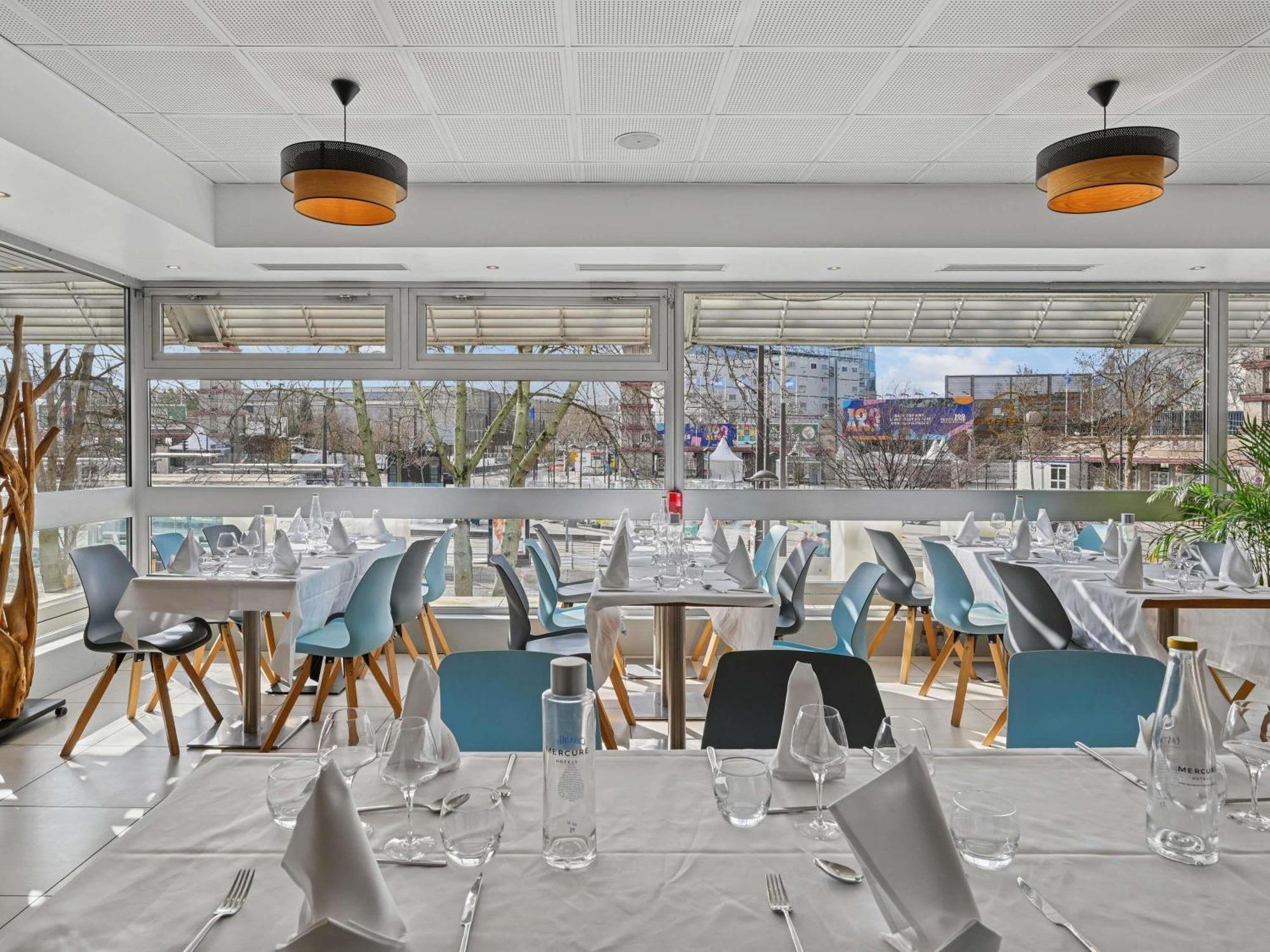 Mercure Vaugirard Porte De Versailles 4*