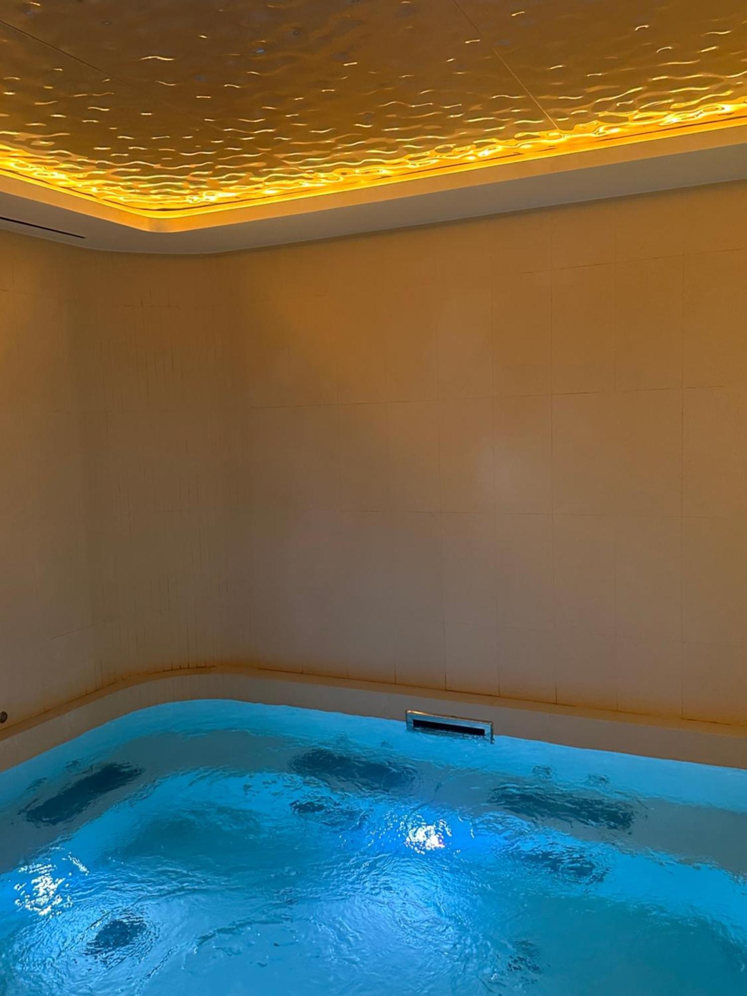Mercure Vaugirard Porte De Versailles 4*