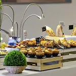 Mercure Vaugirard Porte De Versailles Hotel 4*